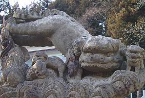 石都都古別神社の狛犬