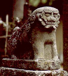 六神石神社の宝永７年の狛犬