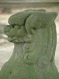 諏訪神社（長岡市）の狛犬
