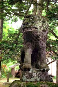 義経神社の狛犬